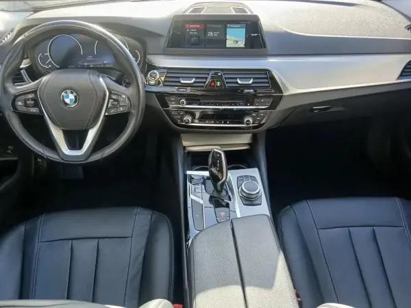 BMW 520 d Line Luxury Auto 23
