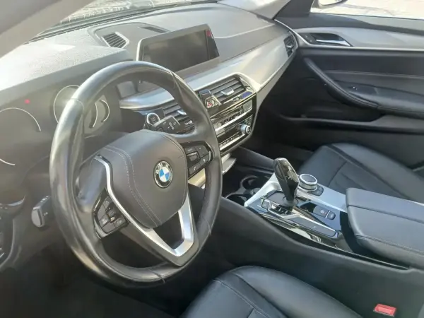 BMW 520 d Line Luxury Auto 31