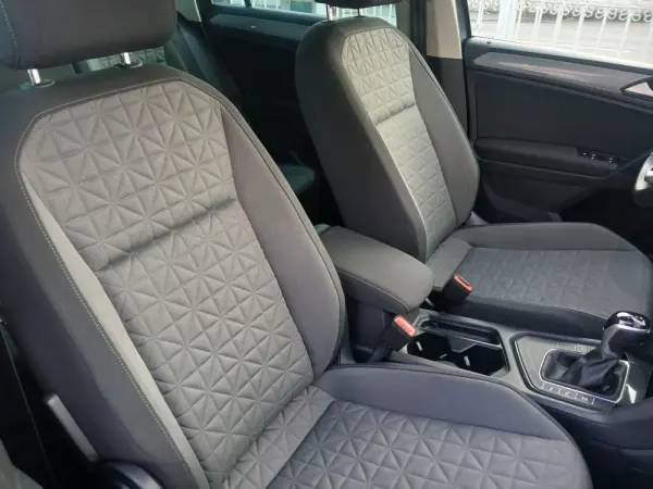 Volkswagen Tiguan 2.0 TDI Confortline DSG 10