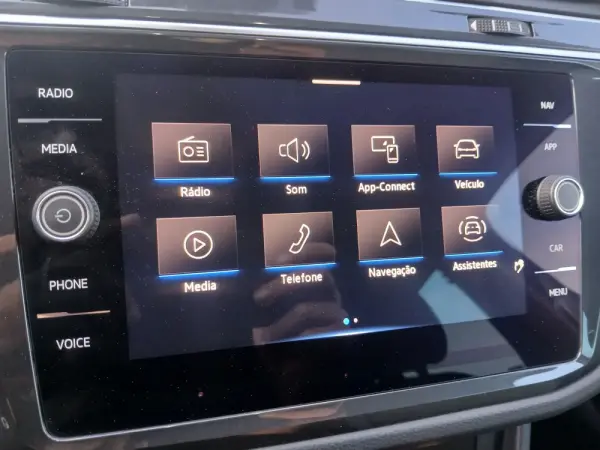 Volkswagen Tiguan 2.0 TDI Confortline DSG 27