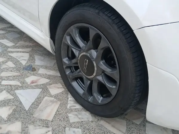 Fiat 500 1.0 Hybrid Connect 27