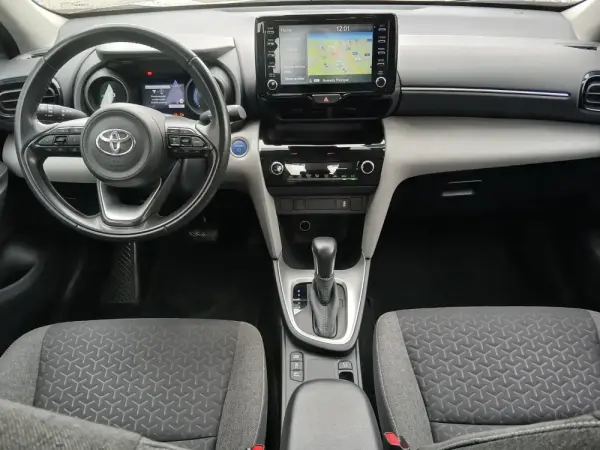 Toyota Yaris Cross 1.5 HDF Comfort Plus 8