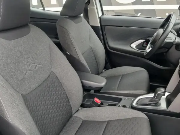 Toyota Yaris Cross 1.5 HDF Comfort Plus 15