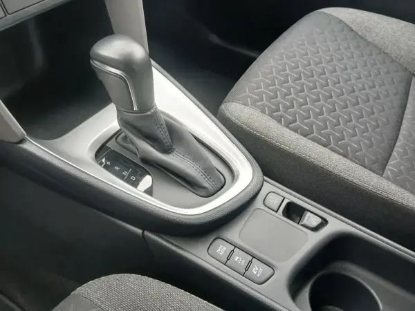 Toyota Yaris Cross 1.5 HDF Comfort Plus 29