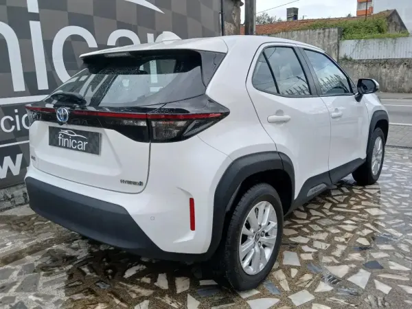 Toyota Yaris Cross 1.5 HDF Comfort Plus 42