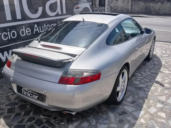 Porsche 911 (996) Carrera Coupé 3