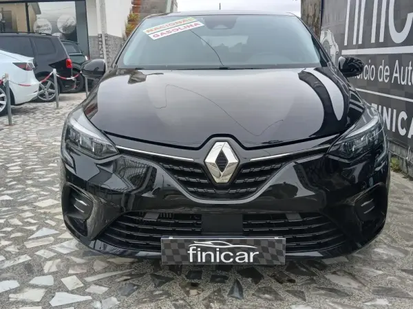 Renault Clio Outro 12