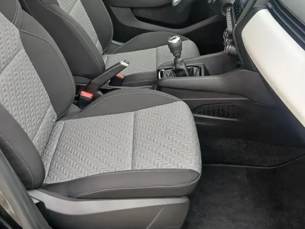 Renault Clio Outro 14