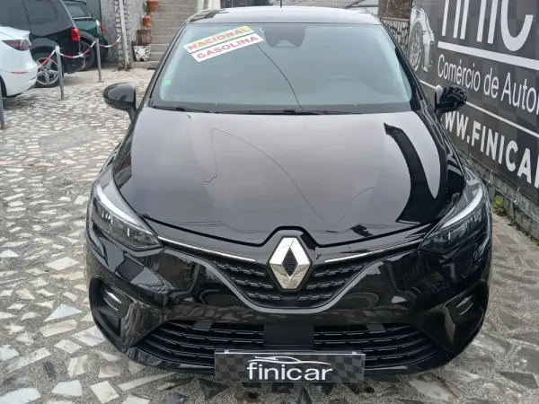 Renault Clio Outro 23