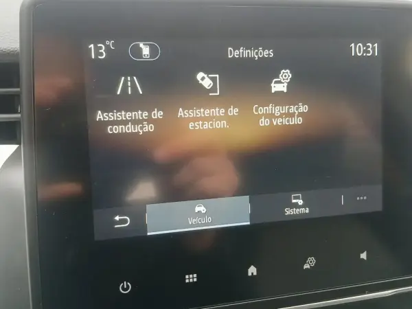 Renault Clio Outro 32