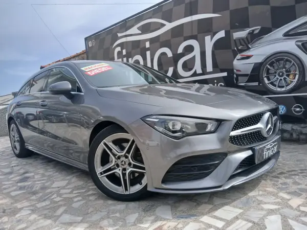 Mercedes-Benz CLA 180 d Shooting Brake AMG Line Aut. 12