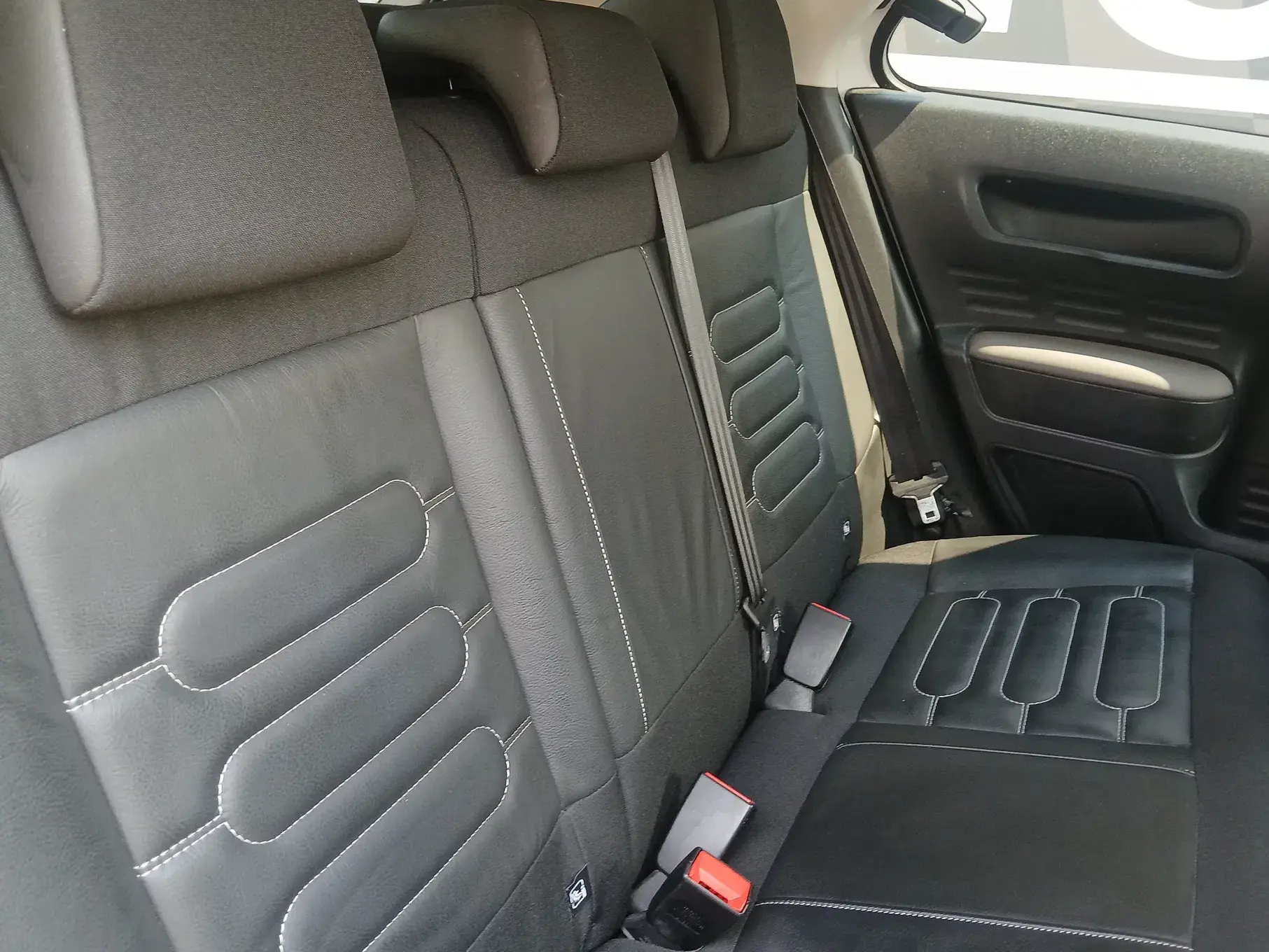 Citroen C4 Cactus Pure Tech e-THP 110 Stop&Start Shine 14