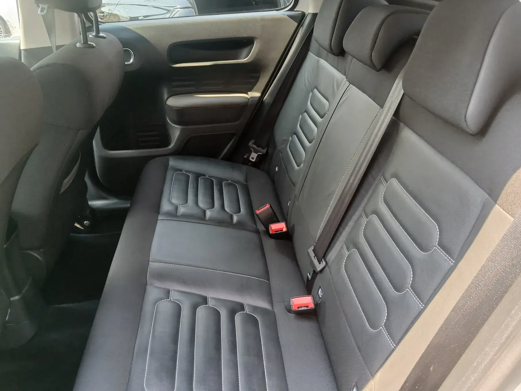 Citroen C4 Cactus Pure Tech e-THP 110 Stop&Start Shine 16