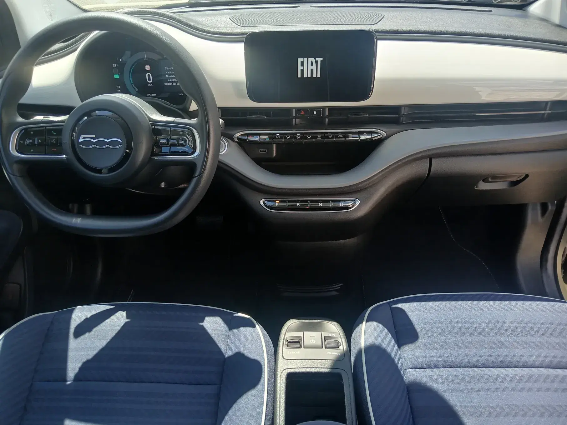 Fiat 500e 42kWh Pop 11