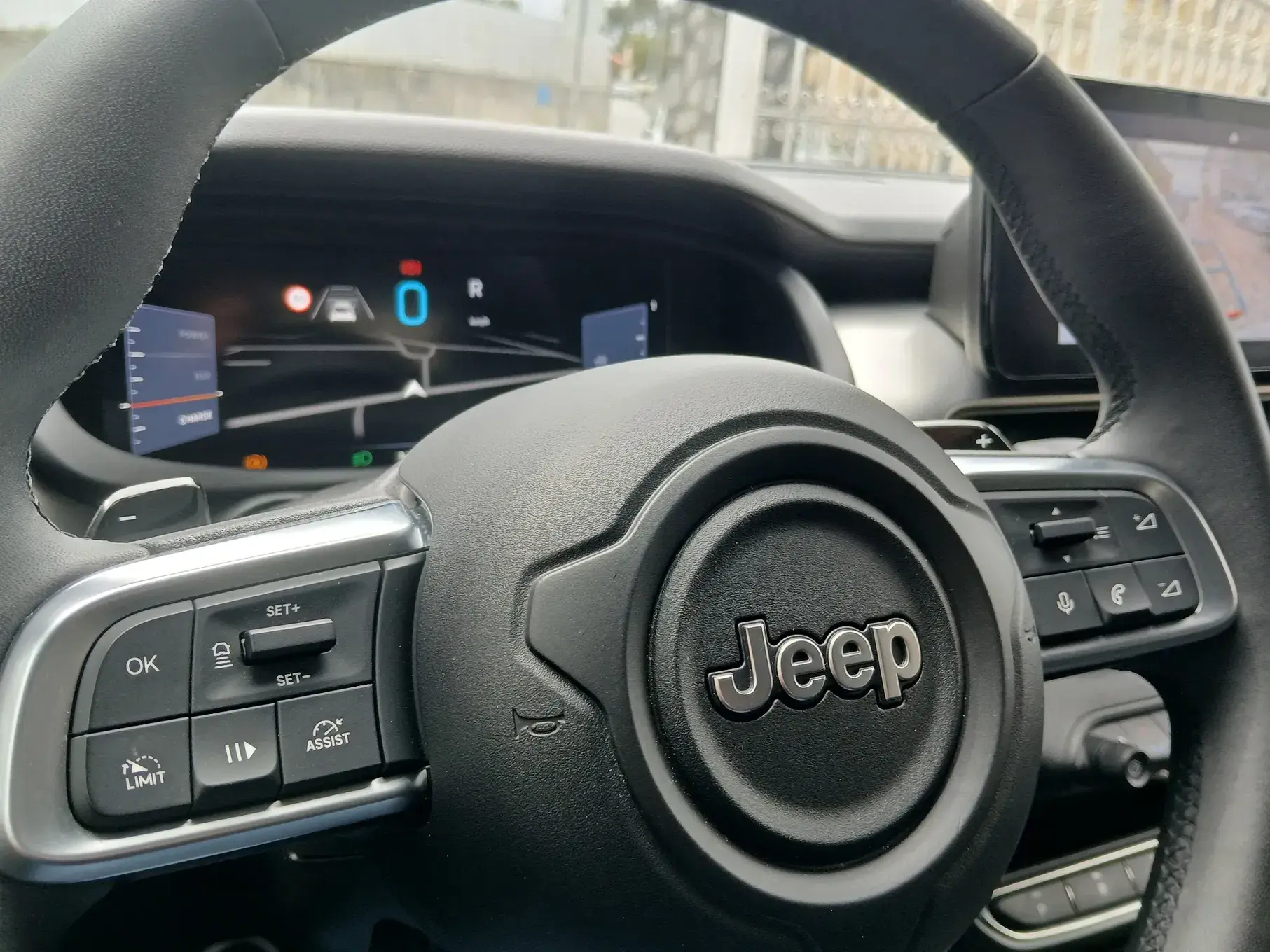 Jeep Avenger 1.2 e-Hybrid Summit DCT 19