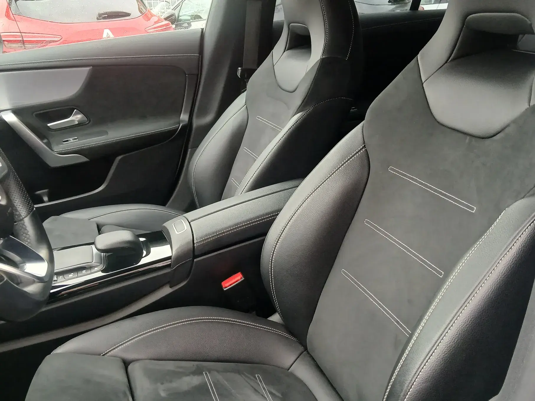 Mercedes-Benz CLA 250 e 8G-DCT Edition AMG Line 5