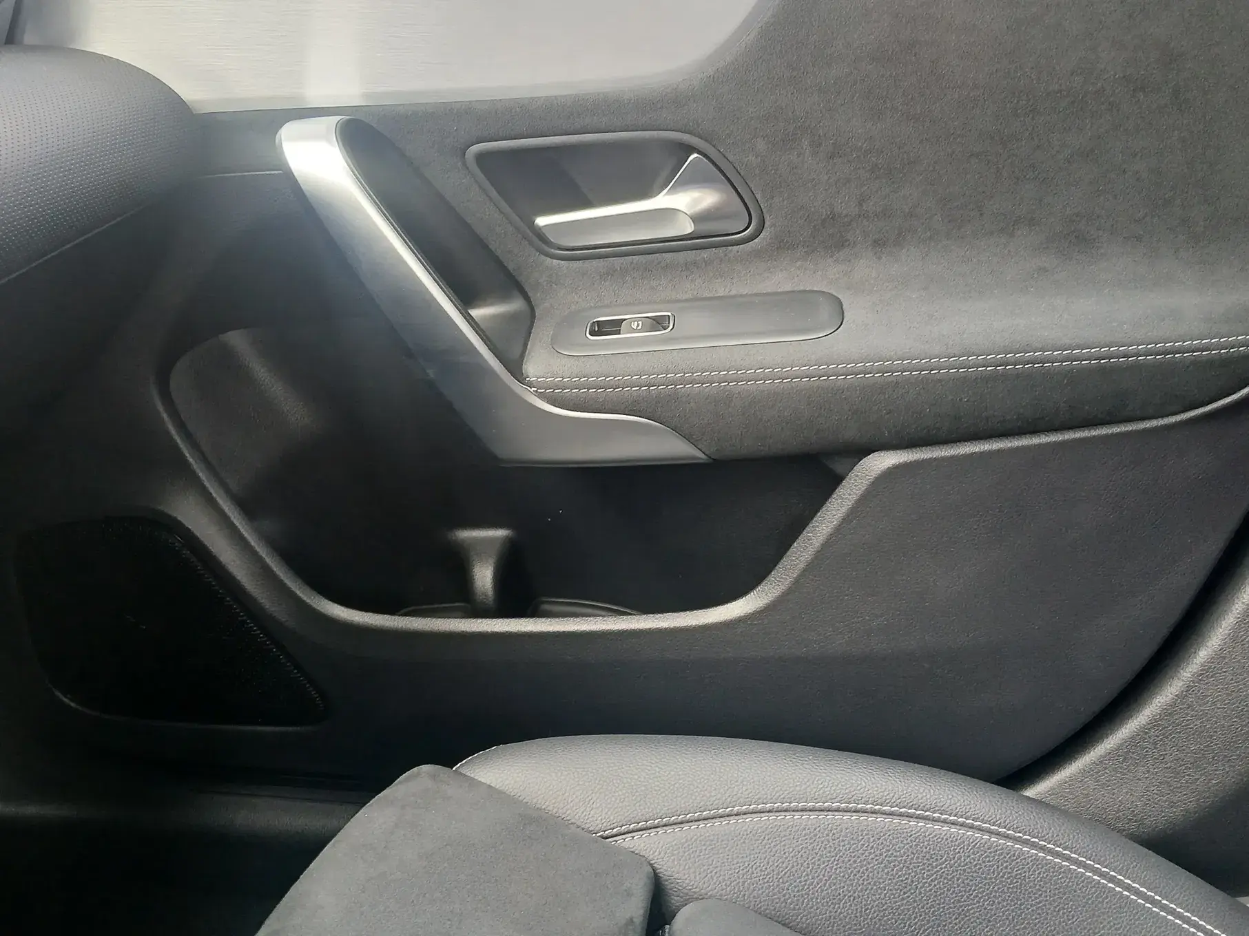 Mercedes-Benz CLA 250 e 8G-DCT Edition AMG Line 38