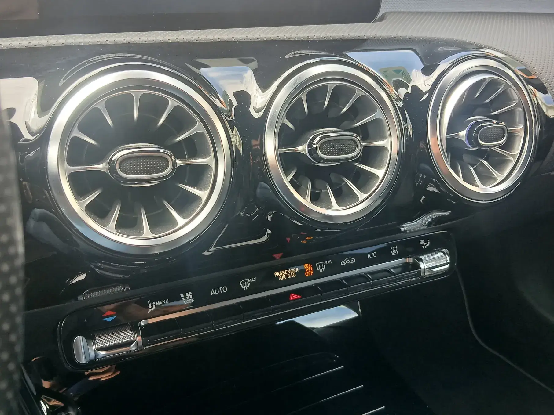 Mercedes-Benz CLA 250 e 8G-DCT Edition AMG Line 40