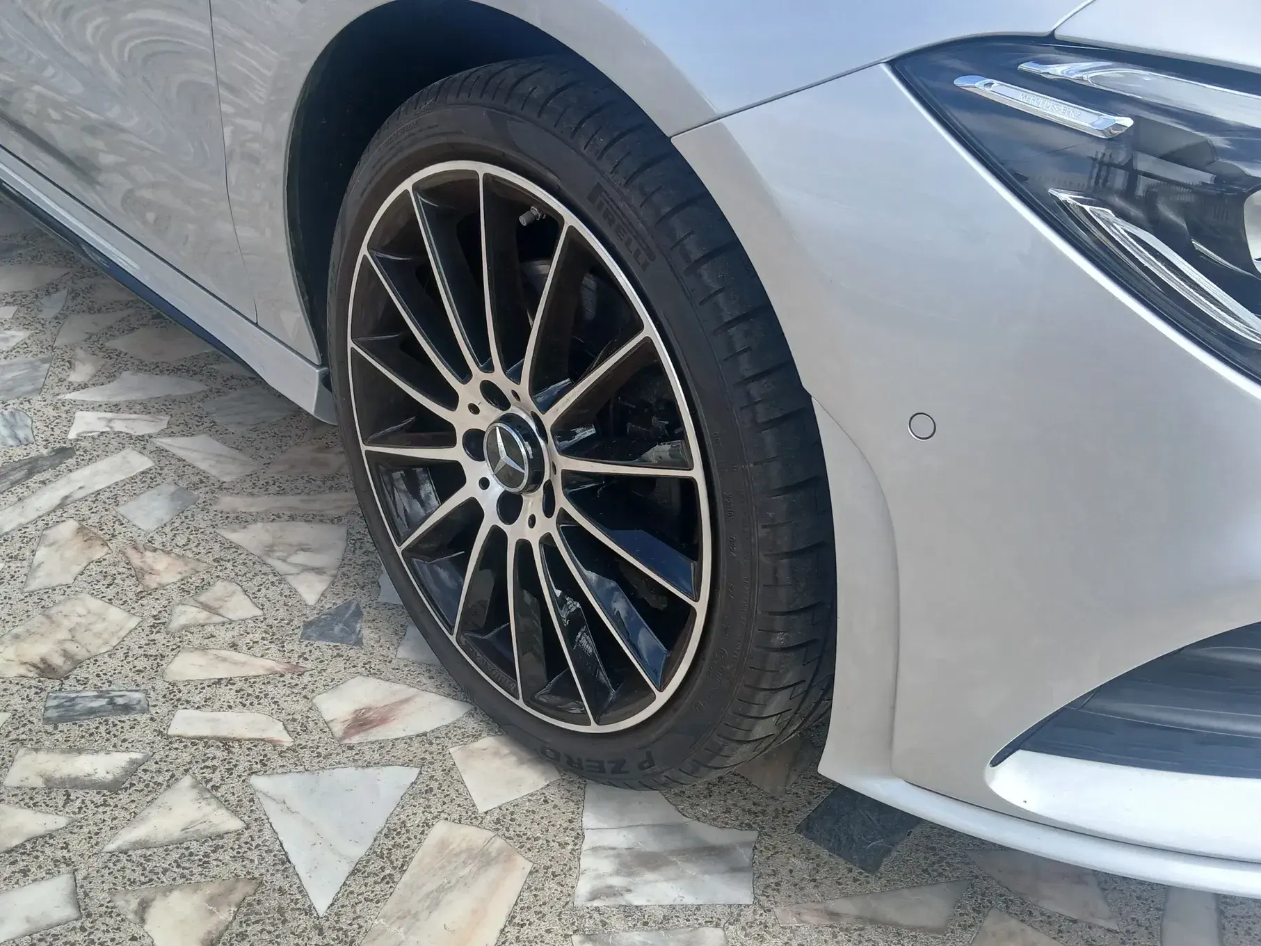 Mercedes-Benz CLA 250 e 8G-DCT Edition AMG Line 48