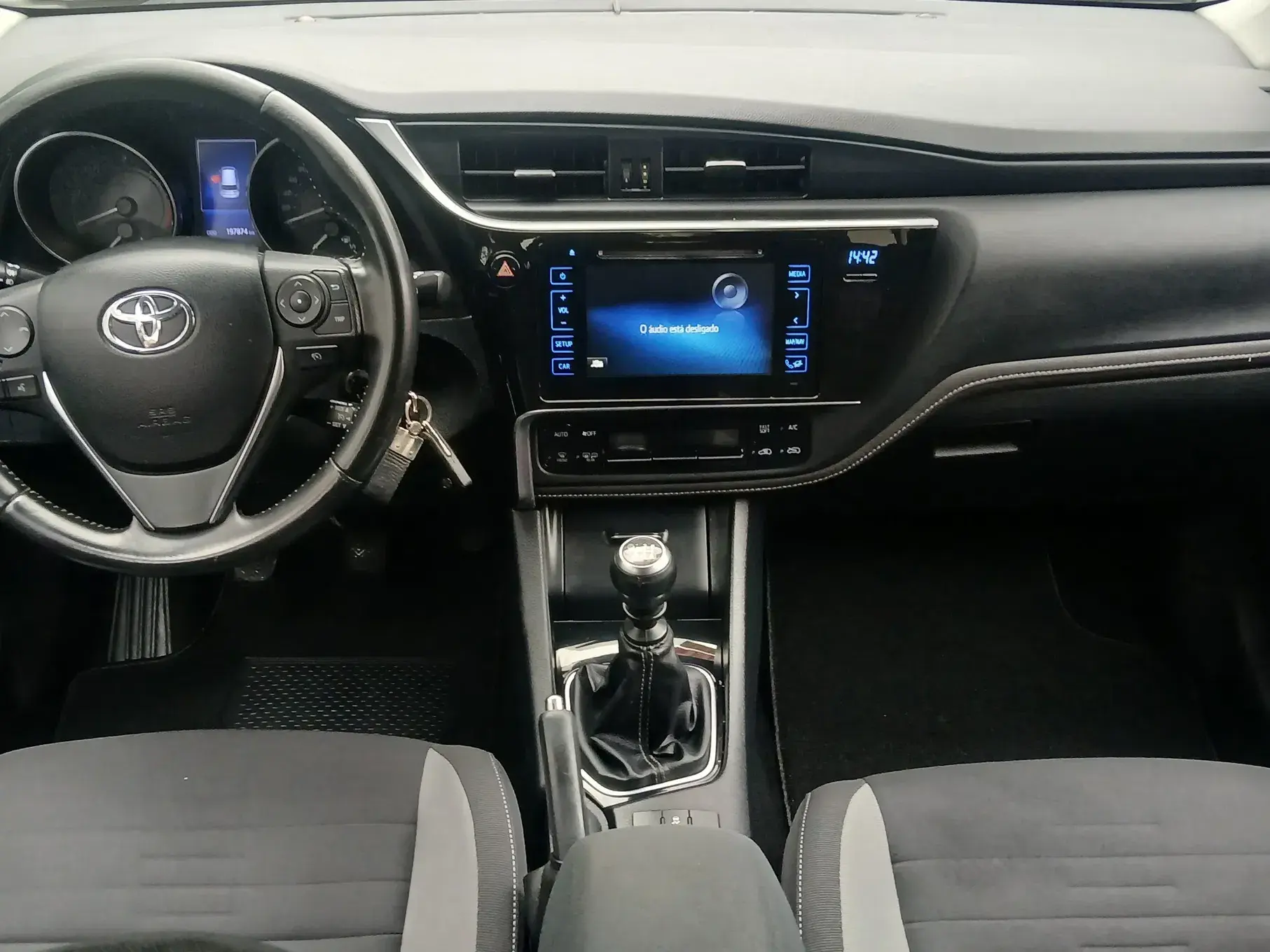 Toyota Auris Touring Sports 1.4 D-4D Exclusive+Navi 14
