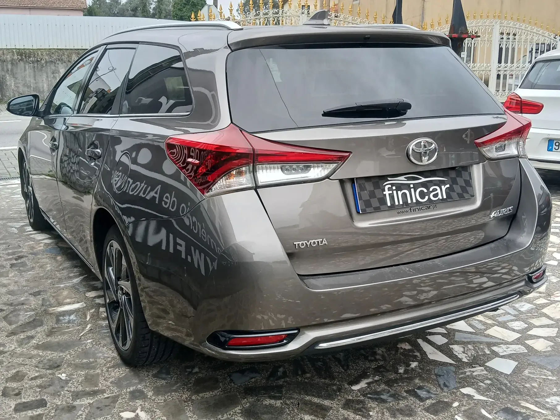 Toyota Auris Touring Sports 1.4 D-4D Exclusive+Navi 32