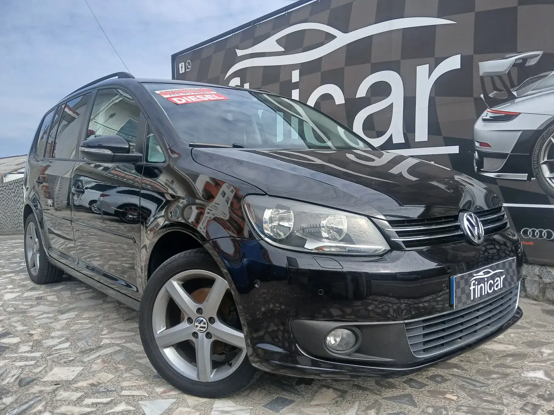 Volkswagen Touran 1.6 TDI Blue.Highine 7L 1