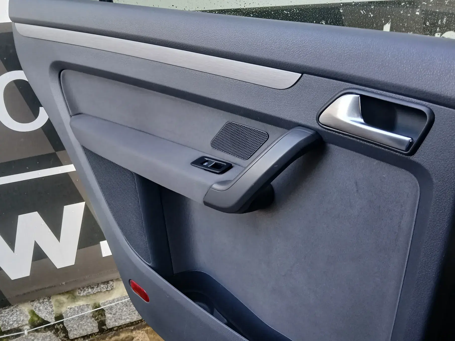 Volkswagen Touran 1.6 TDI Blue.Highine 7L 24