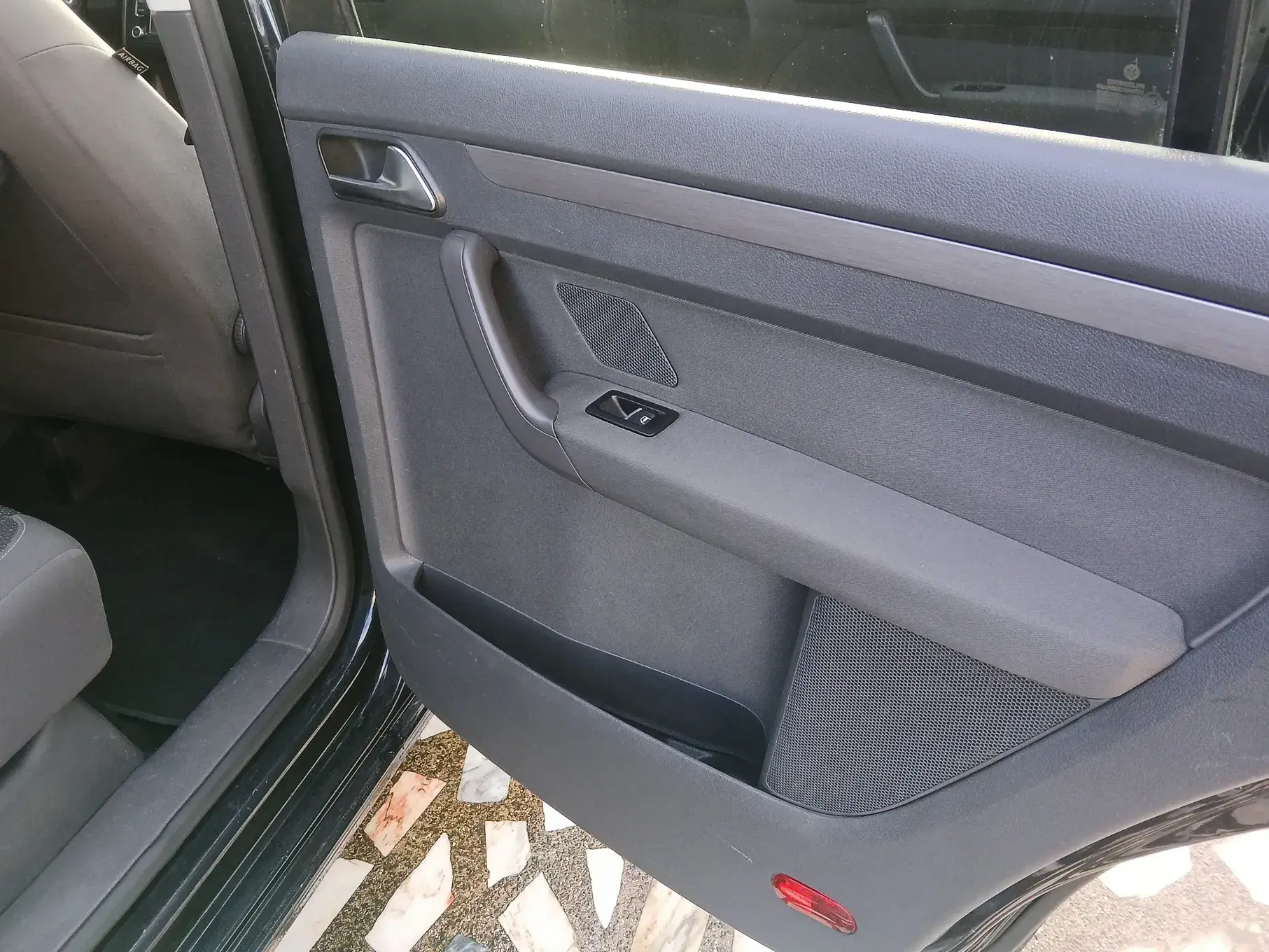 Volkswagen Touran 1.6 TDI Blue.Highine 7L 25