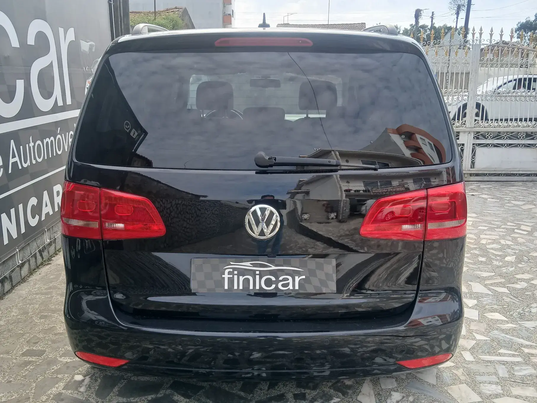 Volkswagen Touran 1.6 TDI Blue.Highine 7L 34