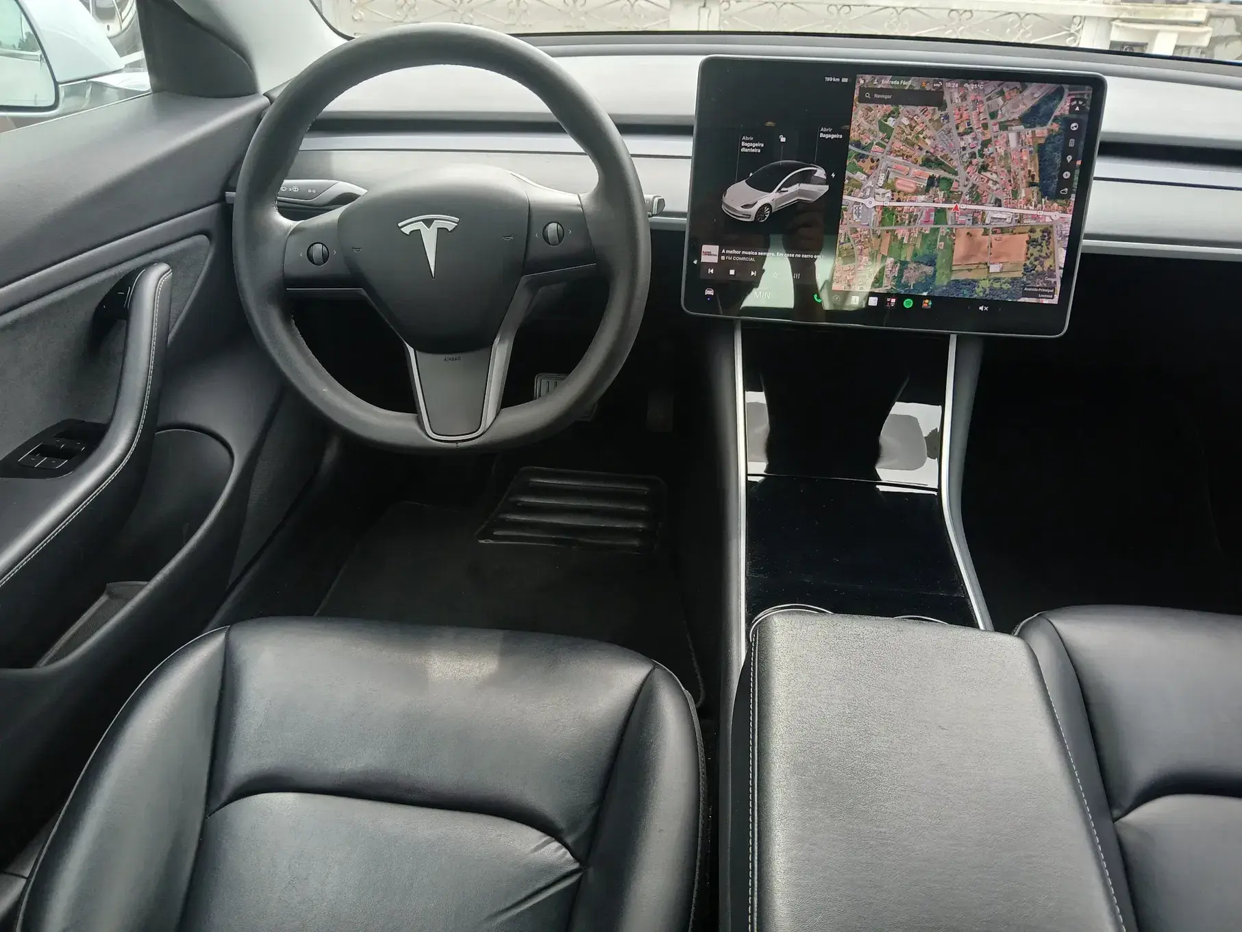 Tesla Model 3 Outro 5