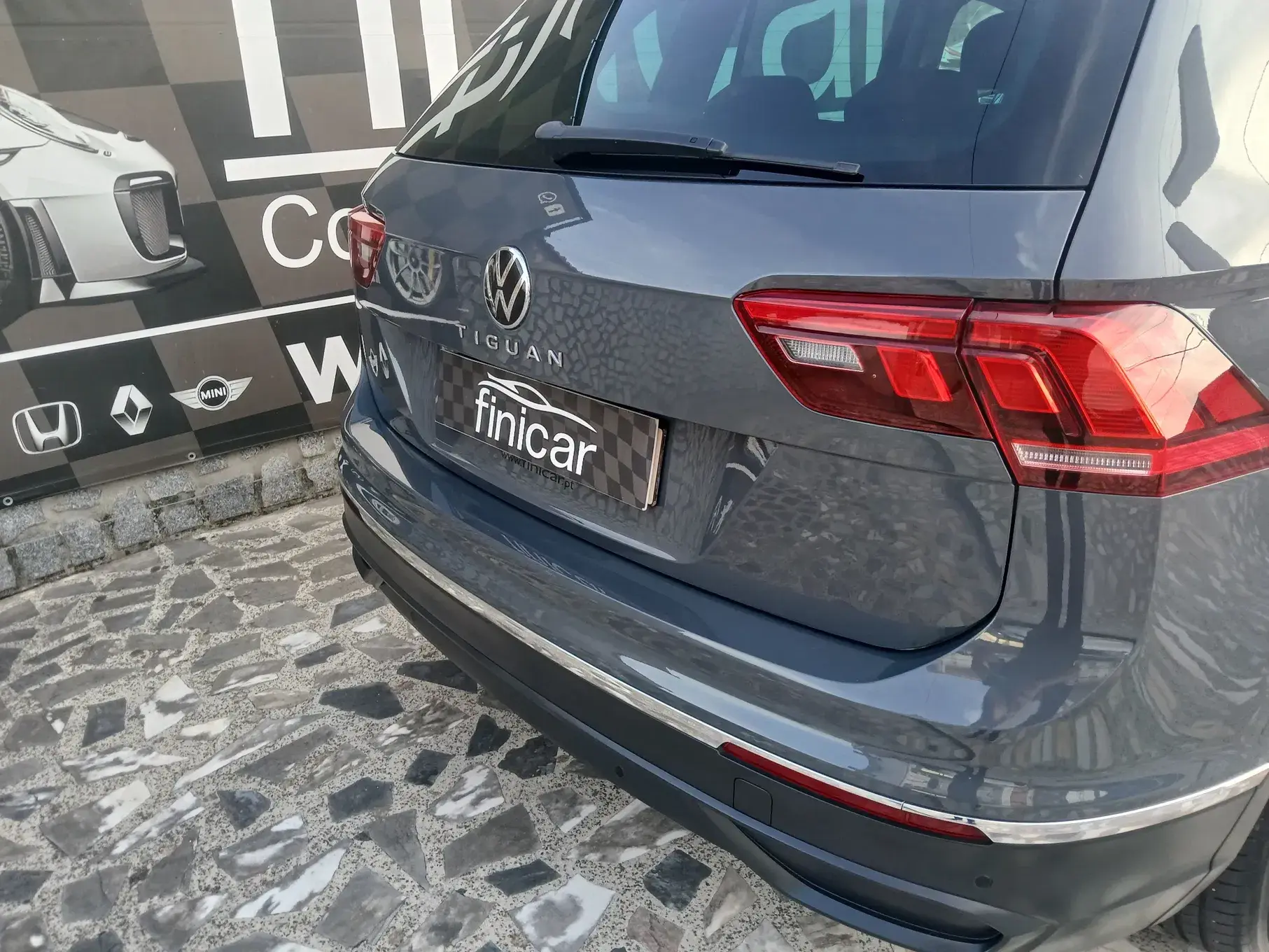 Volkswagen Tiguan 2.0 TDI Confortline DSG 2