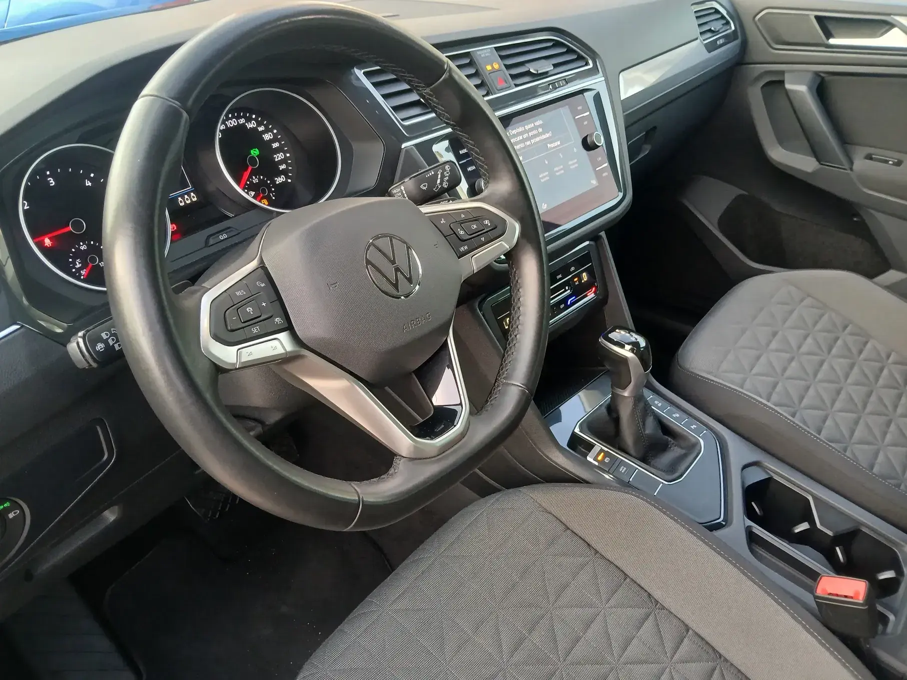 Volkswagen Tiguan 2.0 TDI Confortline DSG 5
