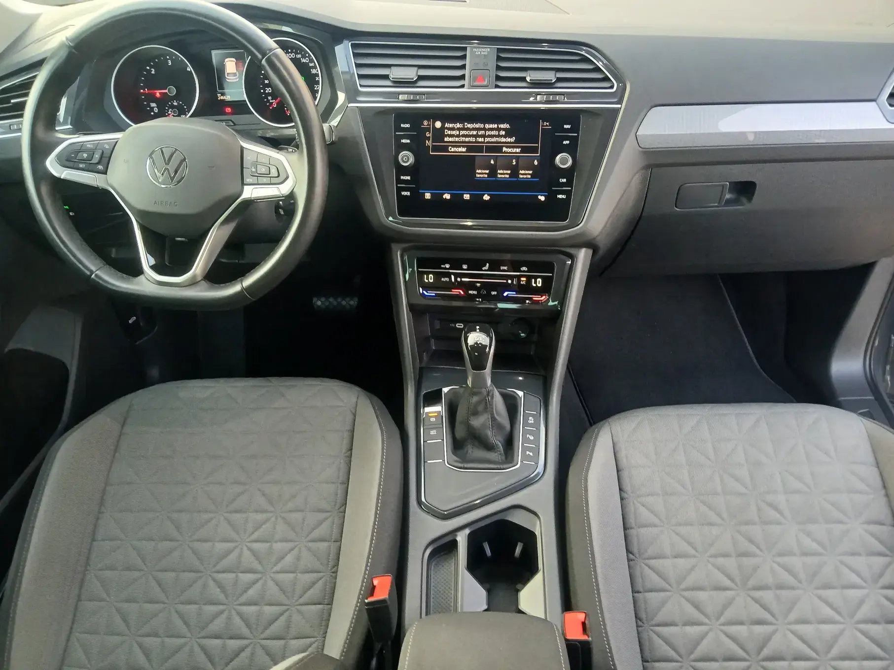 Volkswagen Tiguan 2.0 TDI Confortline DSG 6