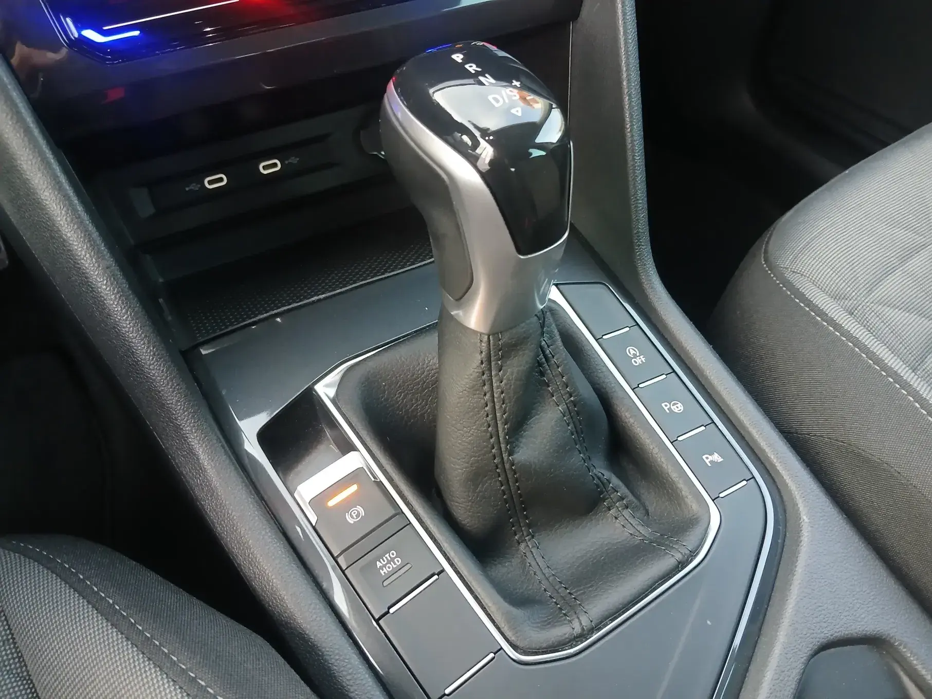 Volkswagen Tiguan 2.0 TDI Confortline DSG 22