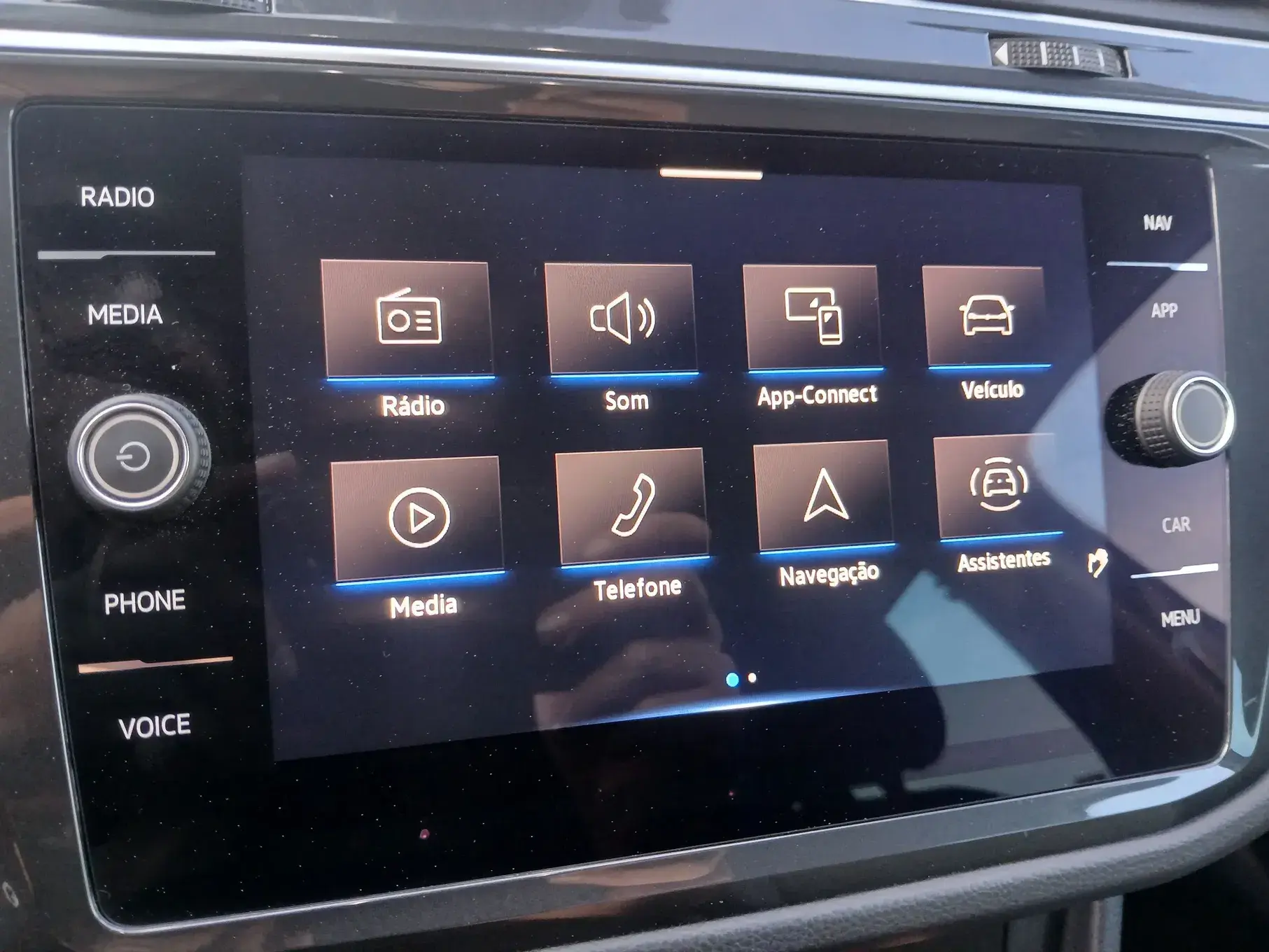Volkswagen Tiguan 2.0 TDI Confortline DSG 27