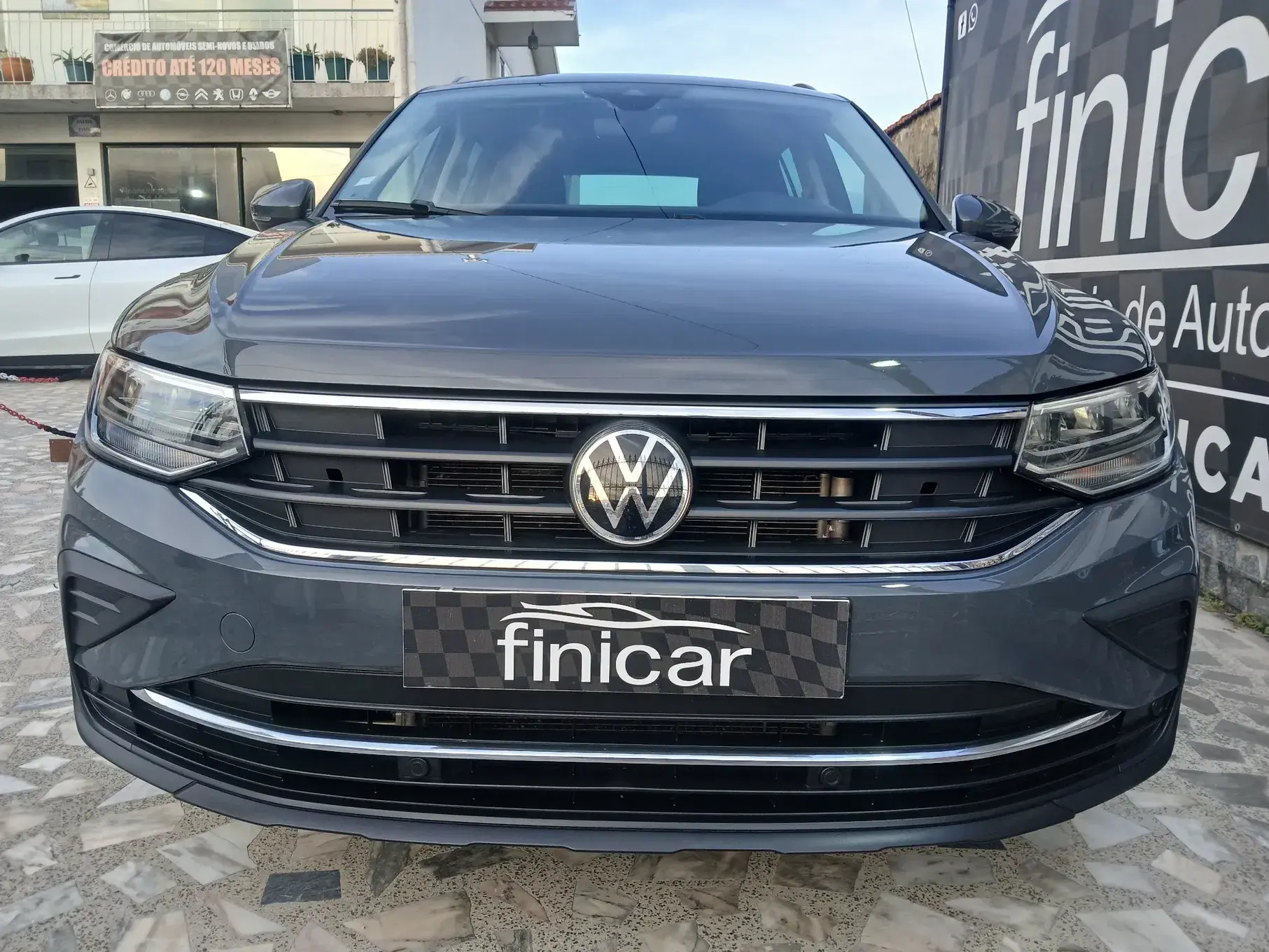Volkswagen Tiguan 2.0 TDI Confortline DSG 30