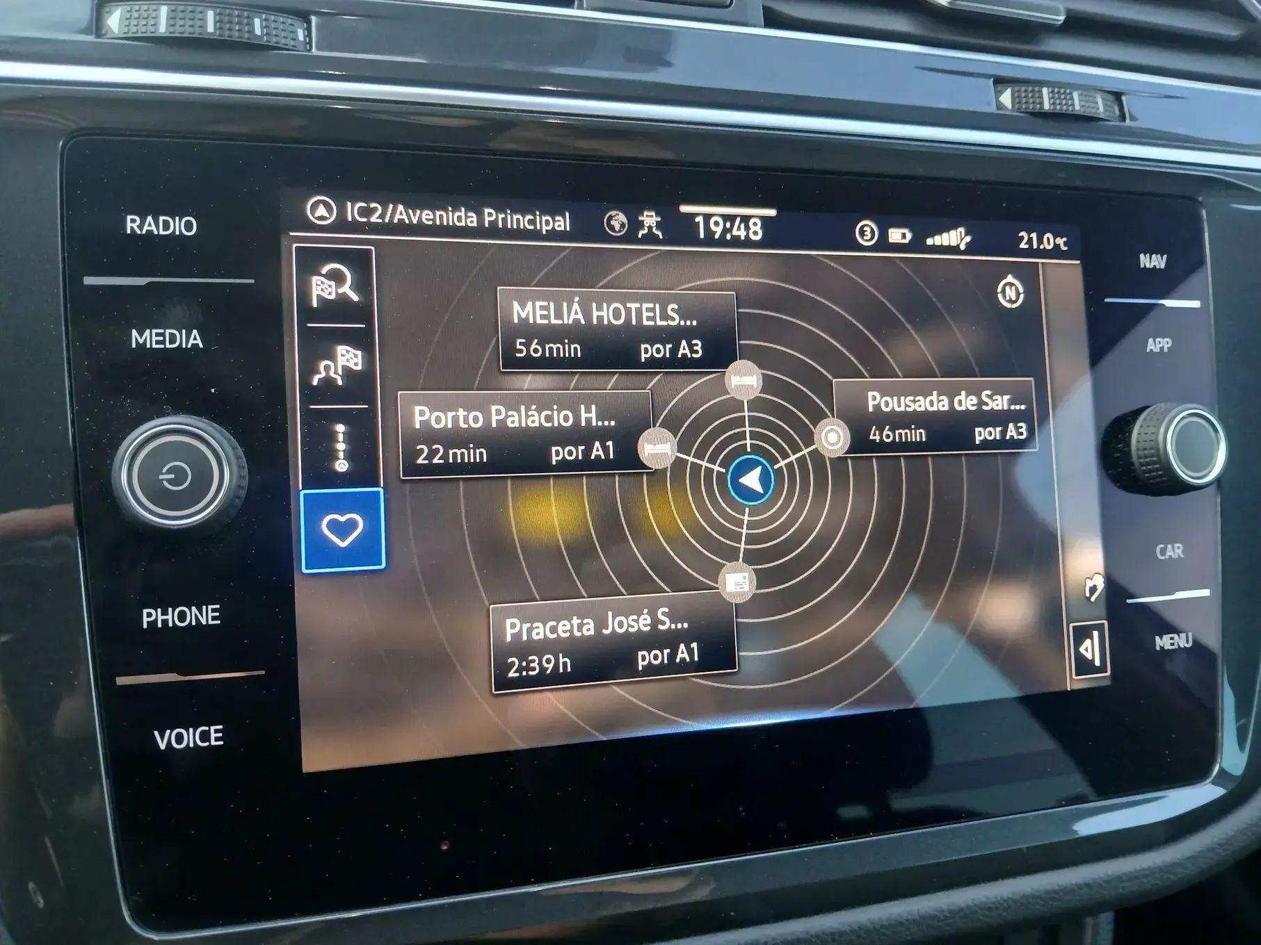 Volkswagen Tiguan 2.0 TDI Confortline DSG 28