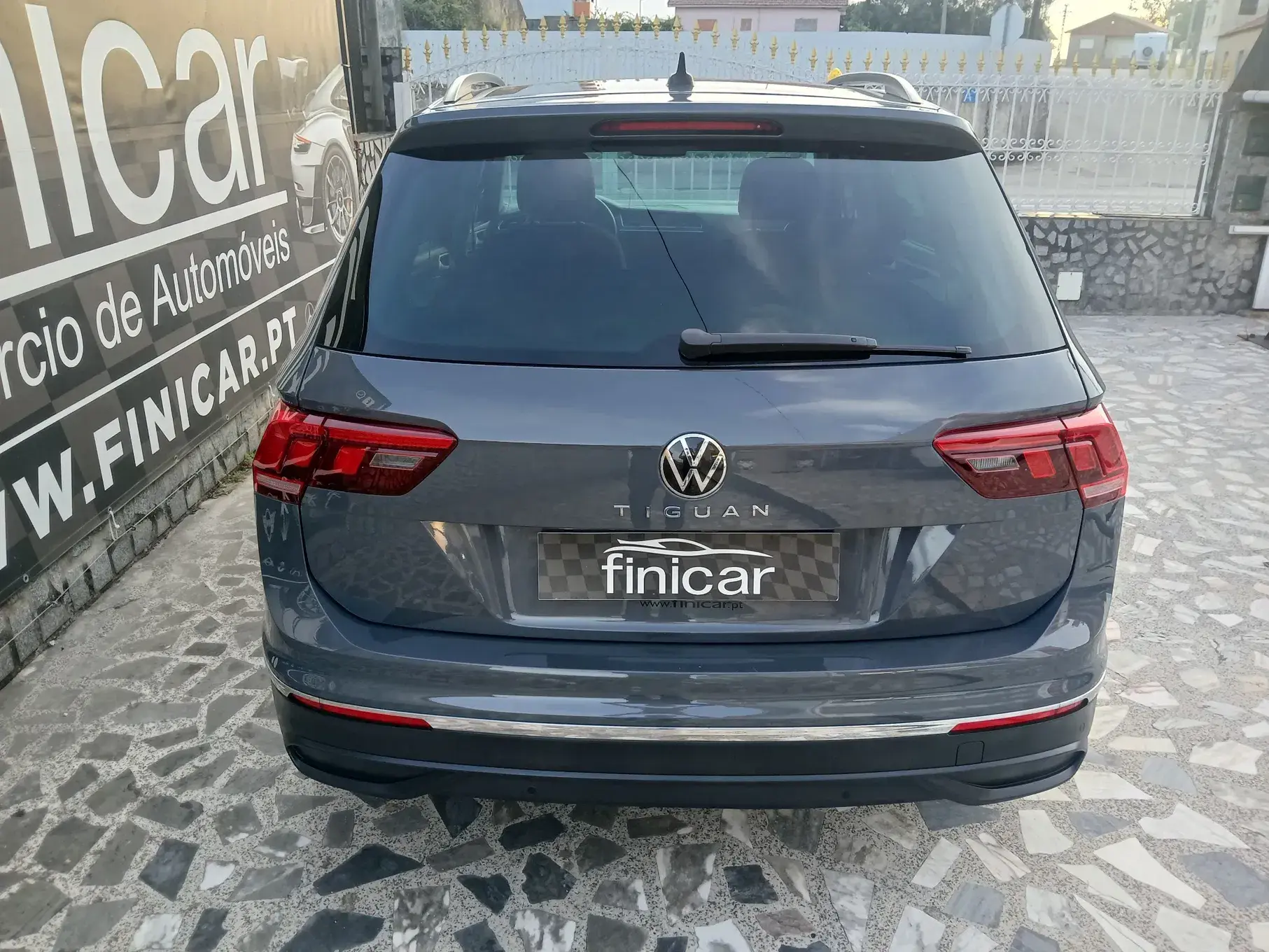 Volkswagen Tiguan 2.0 TDI Confortline DSG 34