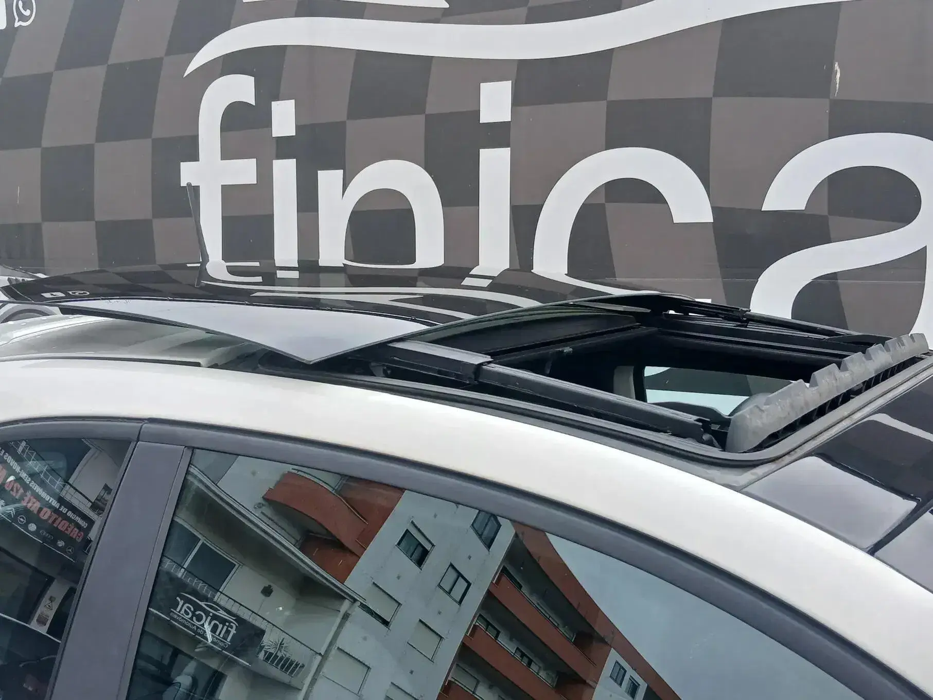Fiat 500 1.0 Hybrid Connect 3
