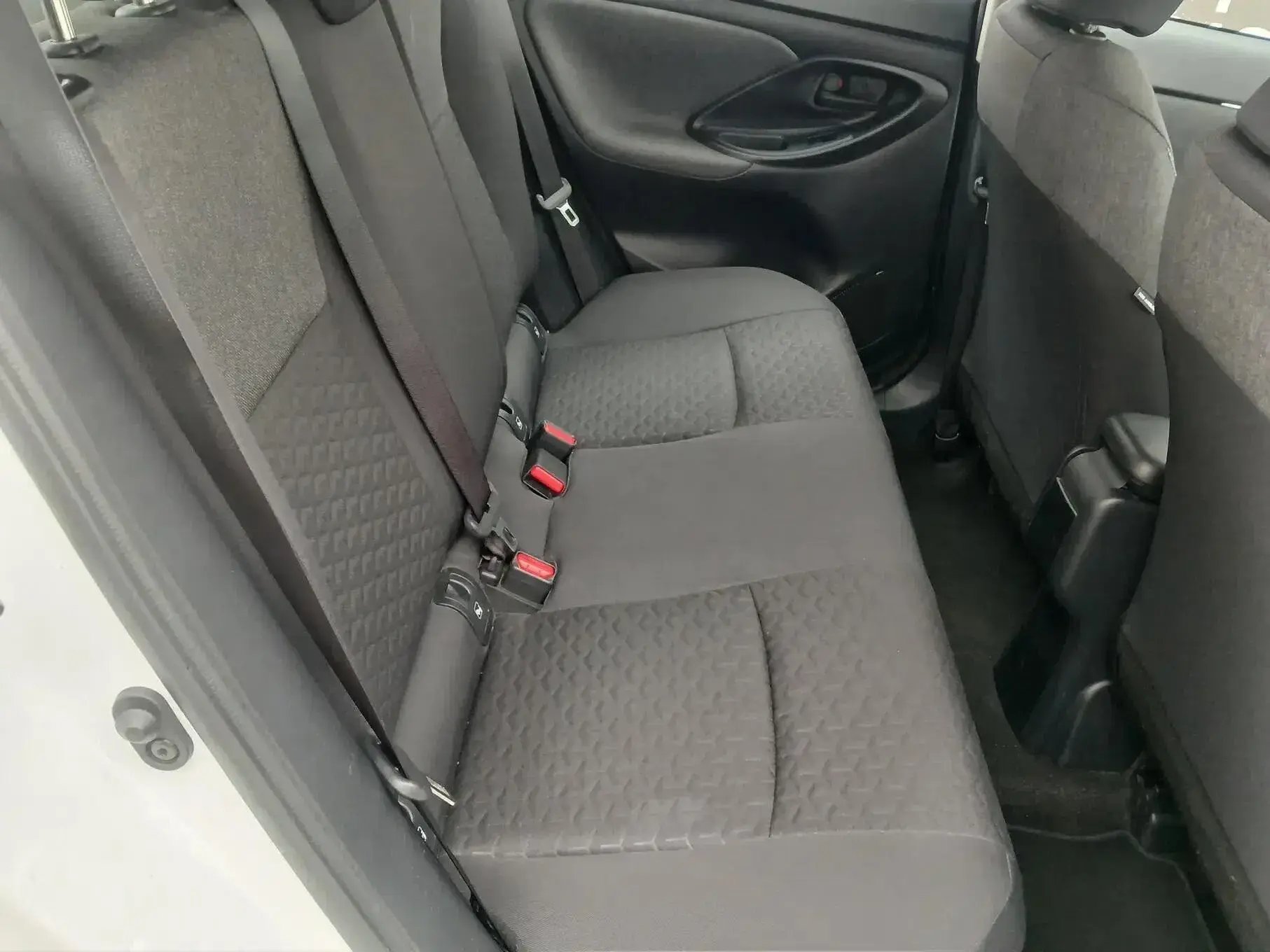 Toyota Yaris Cross 1.5 HDF Comfort Plus 19