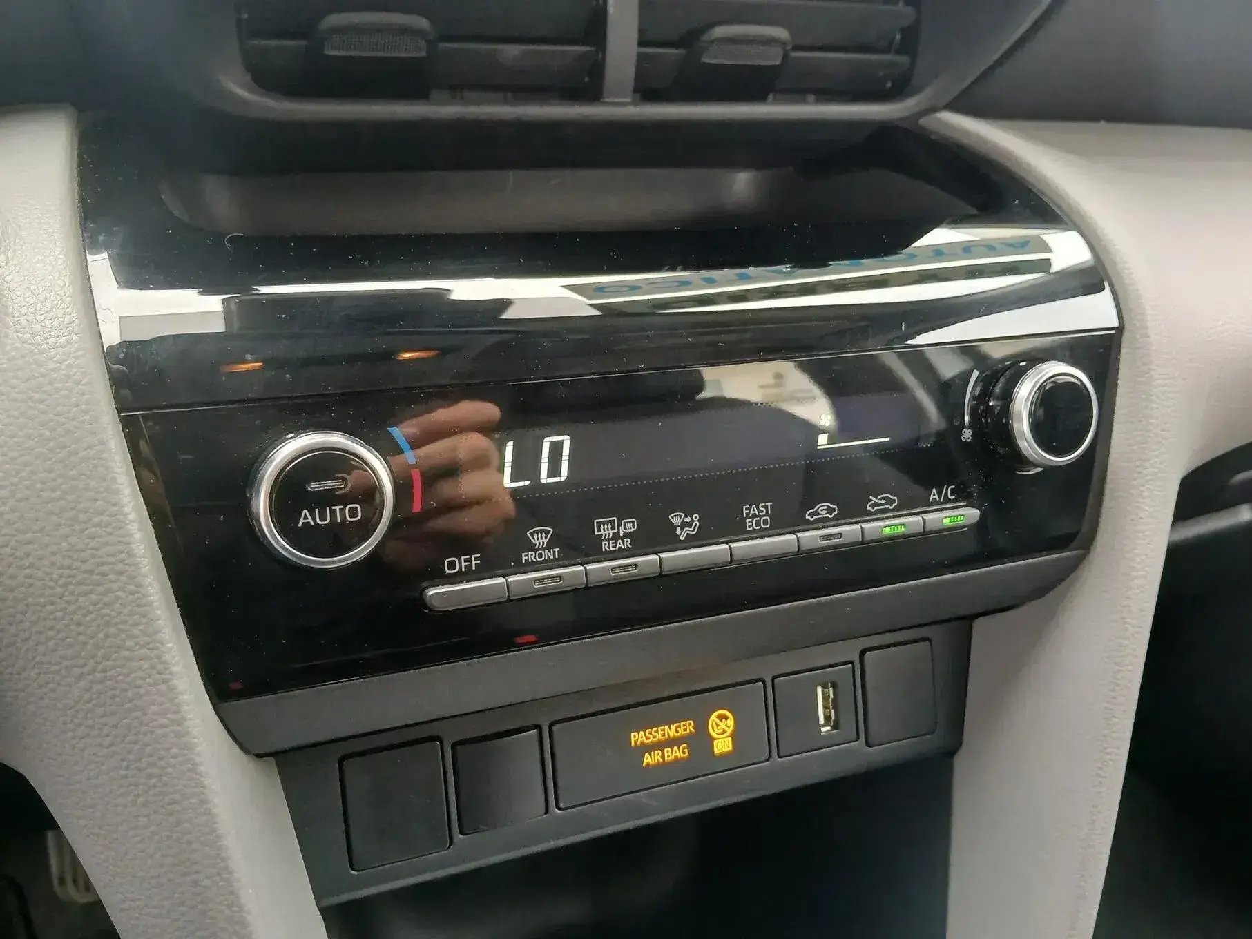 Toyota Yaris Cross 1.5 HDF Comfort Plus 25