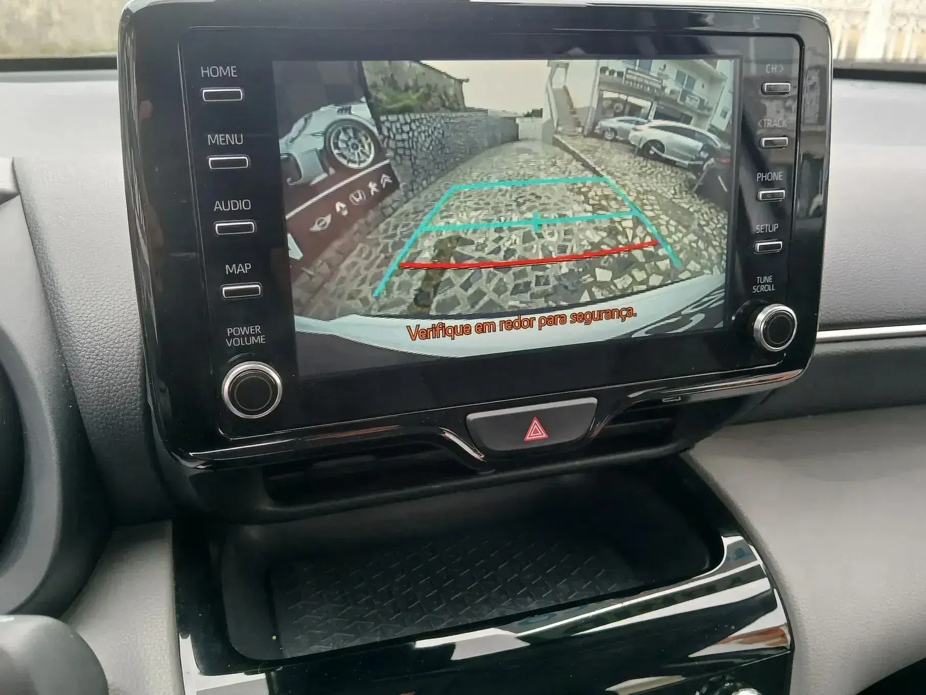 Toyota Yaris Cross 1.5 HDF Comfort Plus 27