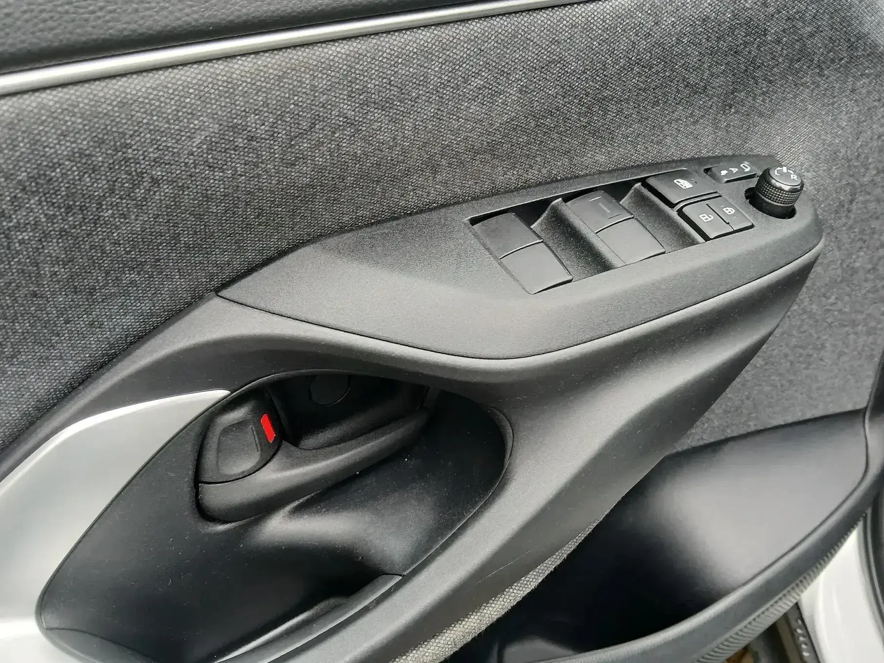 Toyota Yaris Cross 1.5 HDF Comfort Plus 32