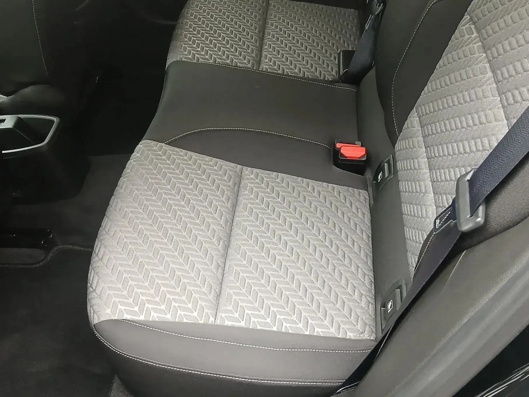 Renault Clio Outro 16