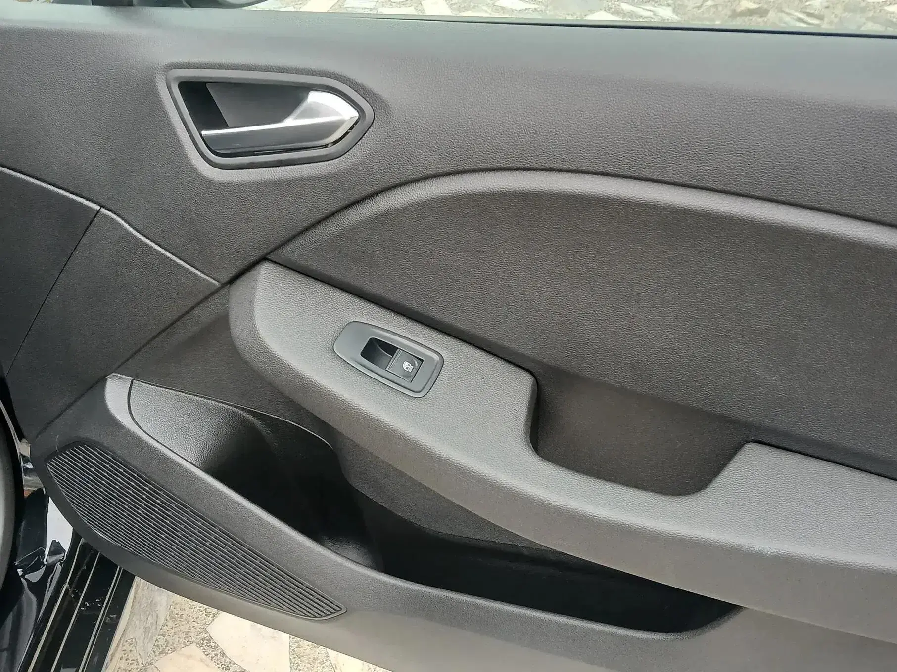 Renault Clio Outro 21