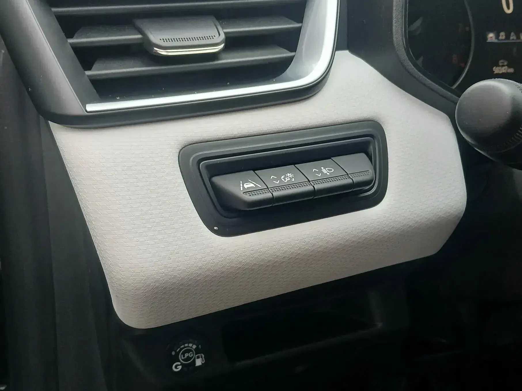 Renault Clio Outro 26