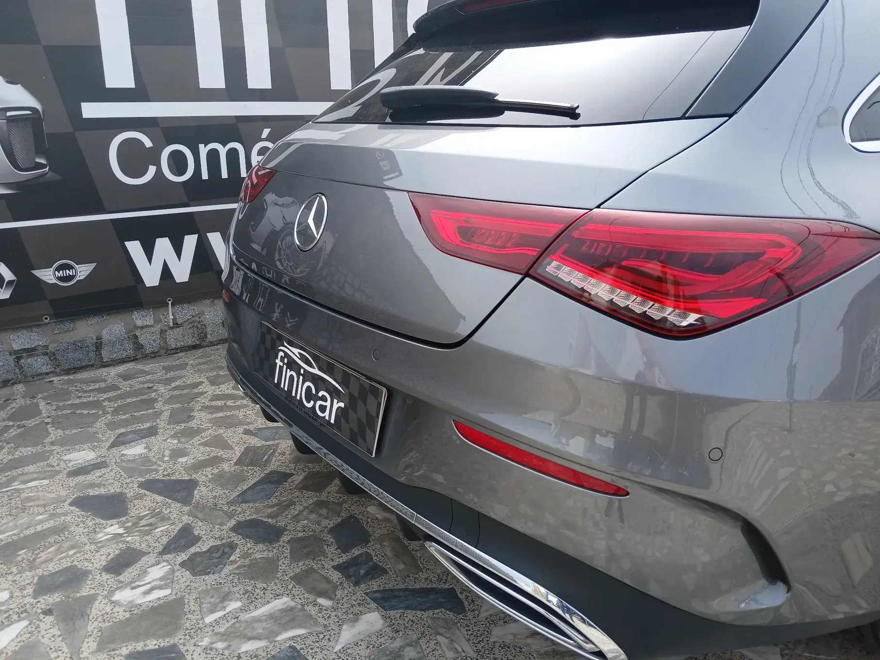 Mercedes-Benz CLA 180 d Shooting Brake AMG Line Aut. 2