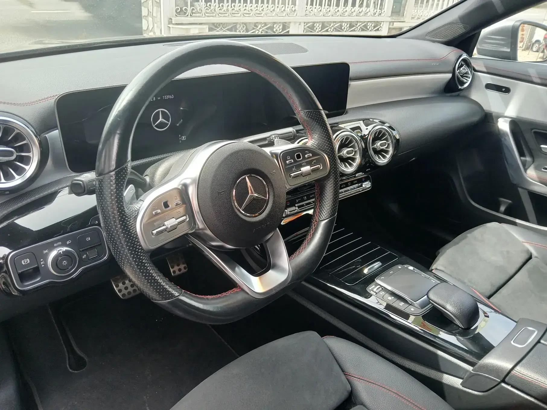 Mercedes-Benz CLA 180 d Shooting Brake AMG Line Aut. 3