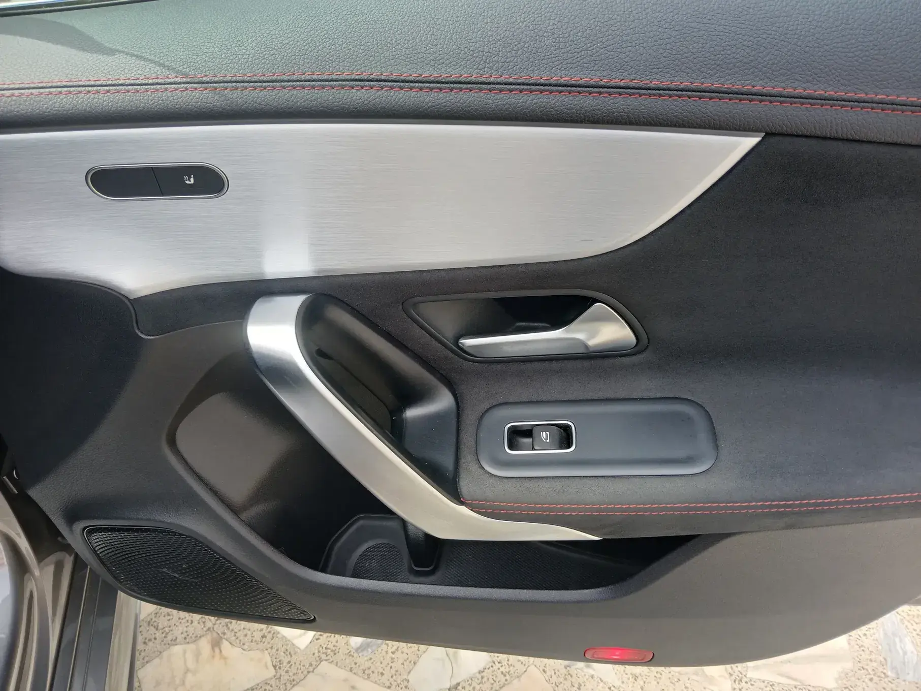 Mercedes-Benz CLA 180 d Shooting Brake AMG Line Aut. 18