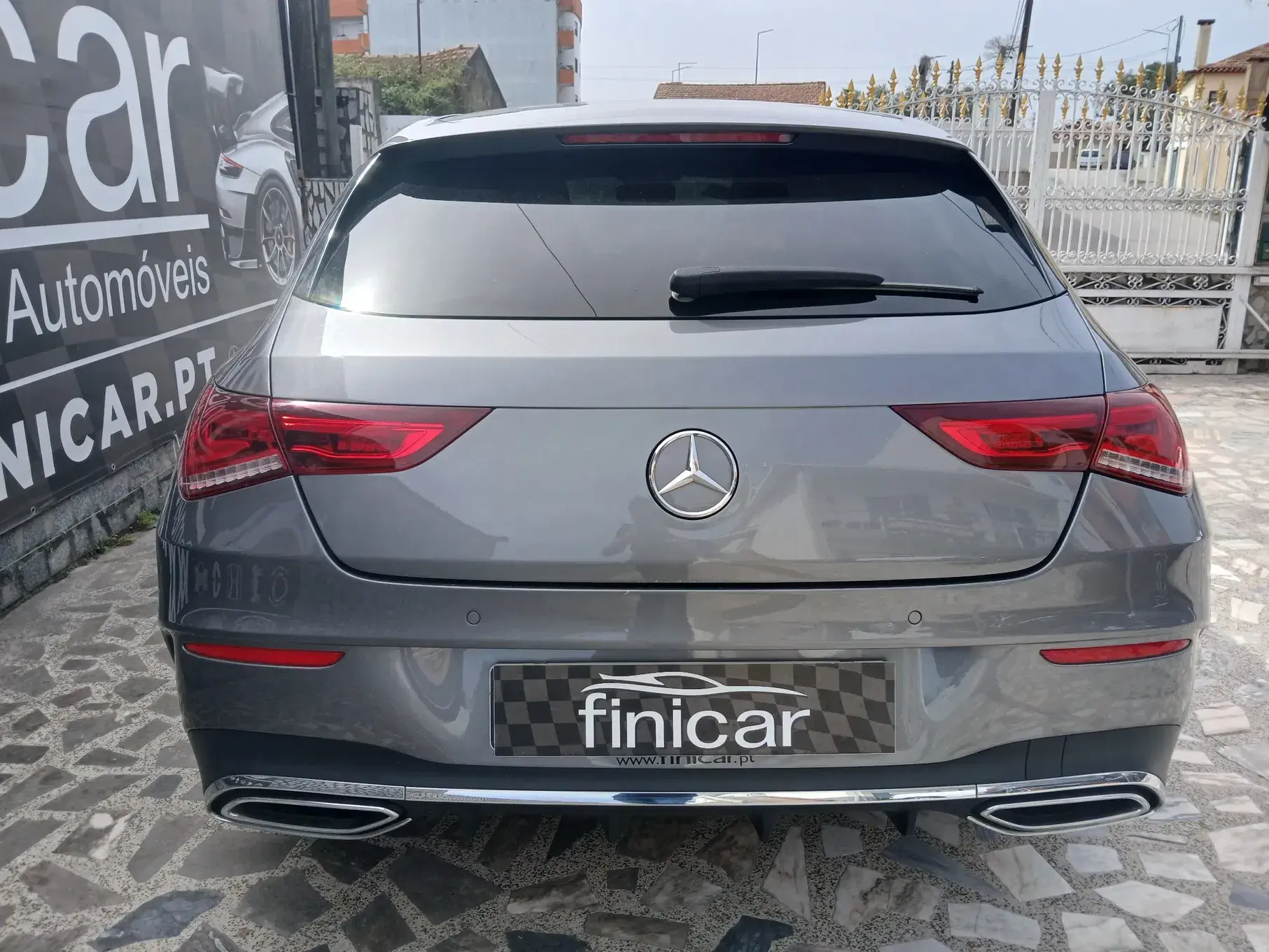Mercedes-Benz CLA 180 d Shooting Brake AMG Line Aut. 36
